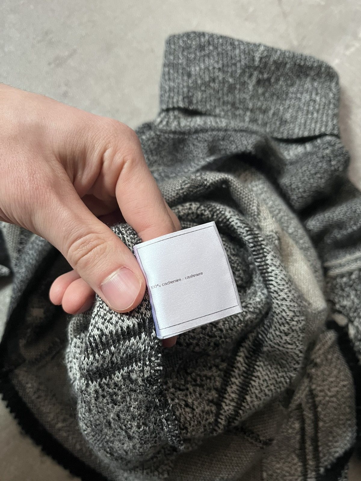 Chanel Chanel Deer Cashmere Turtleneck Sweater grey rare Size S / US 4 / IT 40 - 12 Thumbnail