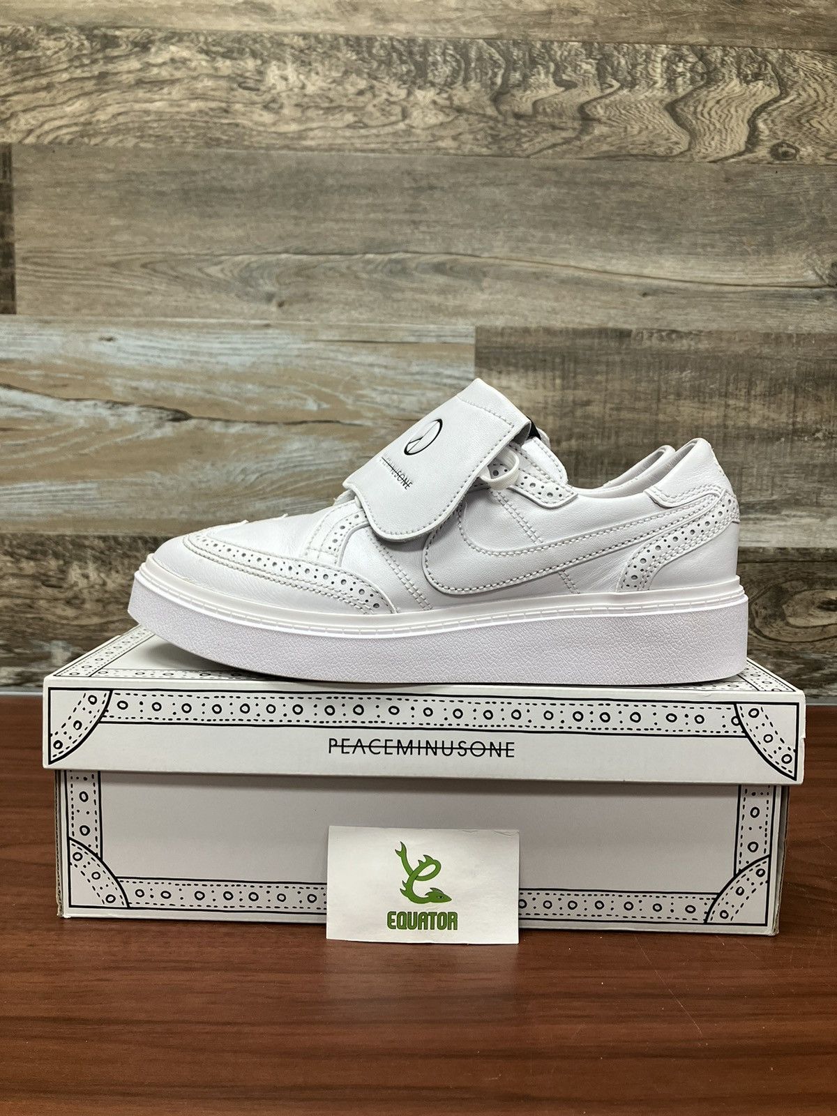 Nike Nike Kwondo 1 G-Dragon Peaceminusone Triple White Size 10 Size US 10 / EU 43 - 4 Thumbnail
