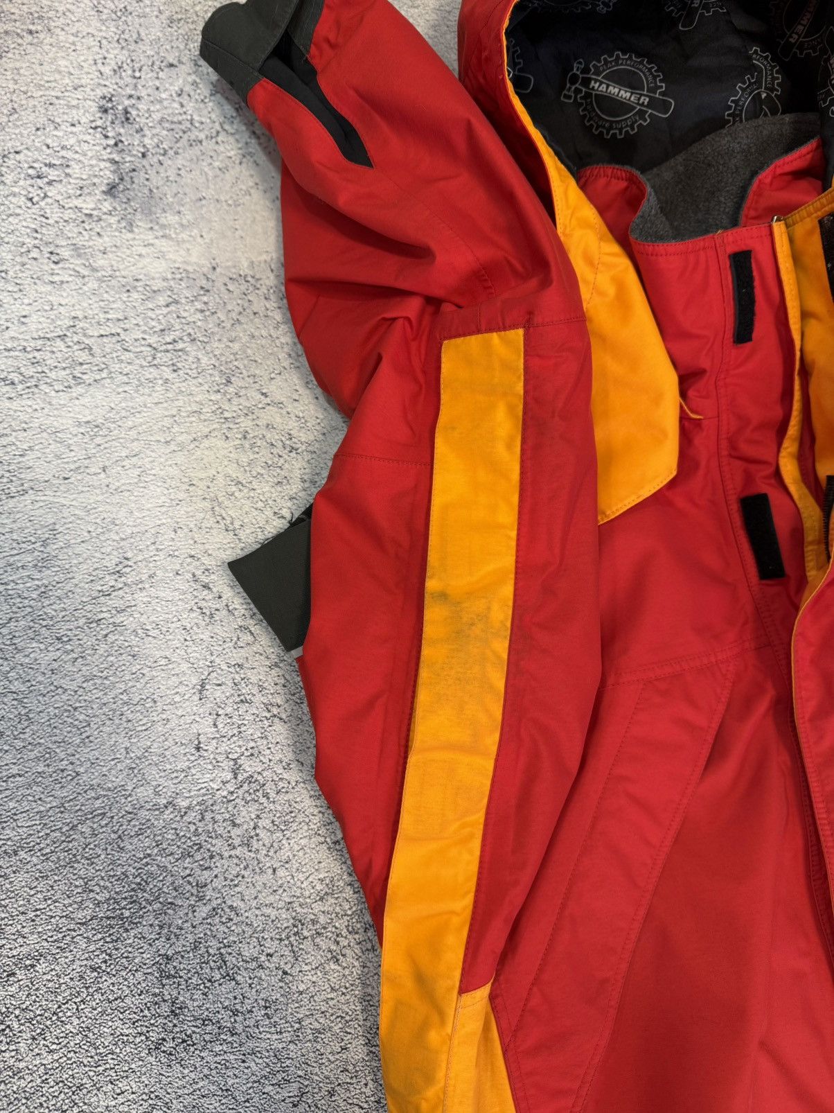 Peak Performance Vintage Peak Performance Gore-Tex Jacket XL Hooded Outdoor Size US XL / EU 56 / 4 - 20 Thumbnail