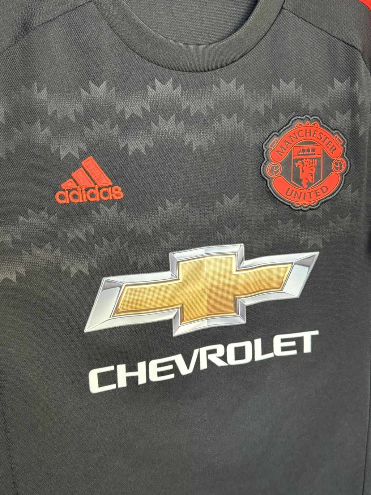 Adidas Manchester United 15/16 Third Football Jersey T-Shirt Size US S / EU 44-46 / 1 - 3 Thumbnail