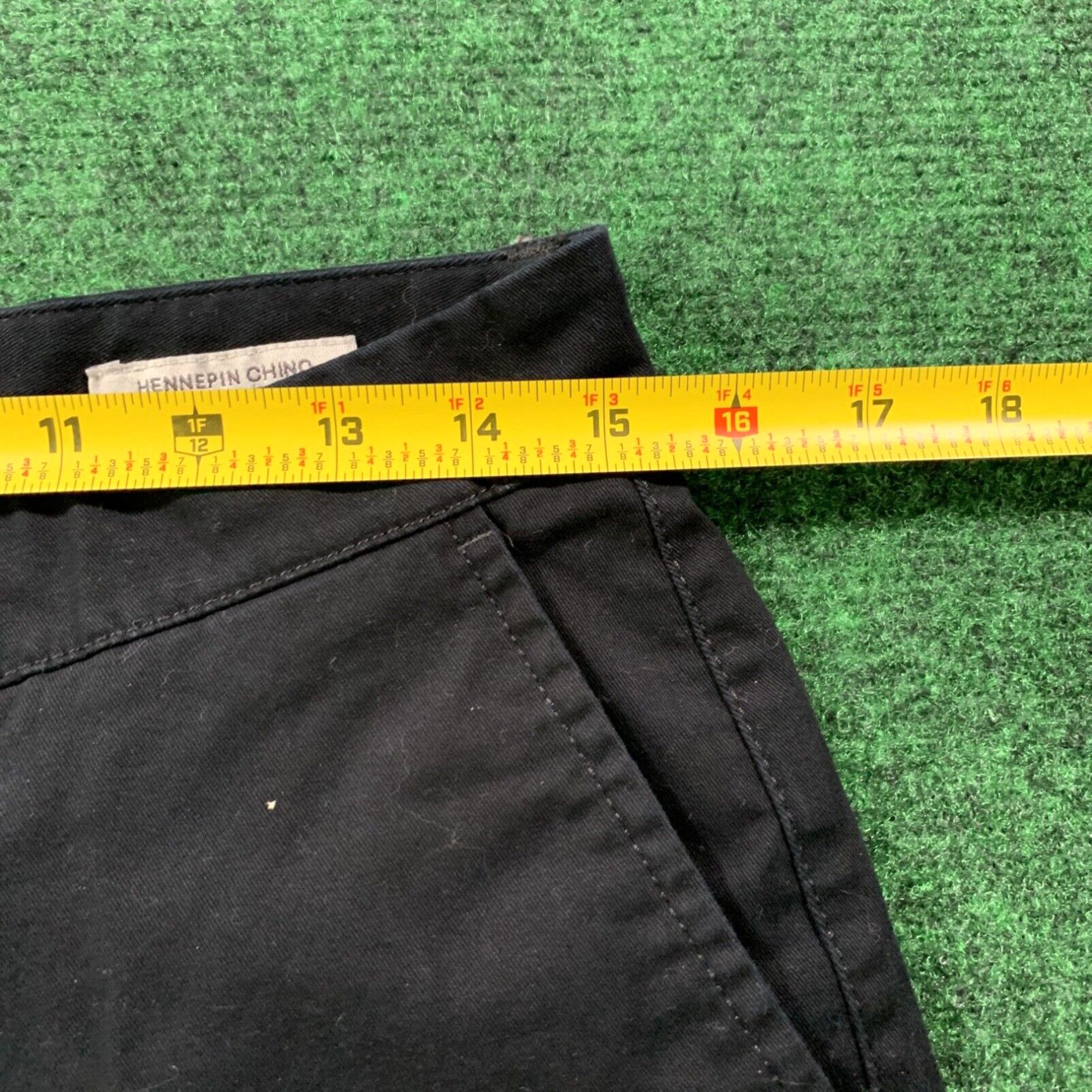 Vintage Goodfellow & Co Men's Athletic Fit Hennepin Chino Cotton Blend Pants Black 30x32 Size US 30 / EU 46 - 4 Thumbnail