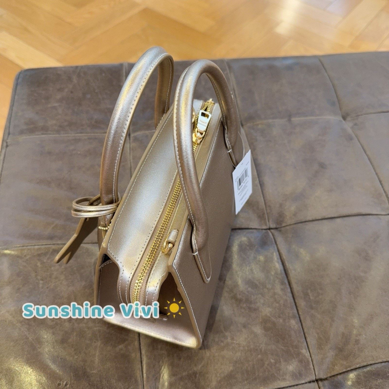 Coach NWT COACH Andrea Carryall Bag CW024 Gold/Light Champagne Size ONE SIZE - 2 Thumbnail