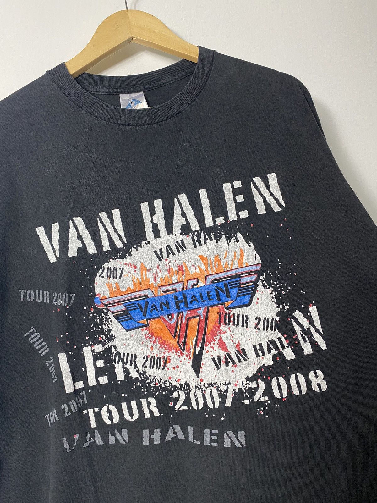 Band Tees × Vintage Vintage Y2K Van Halen Band T-shirt Size US XL / EU 56 / 4 - 2 Thumbnail