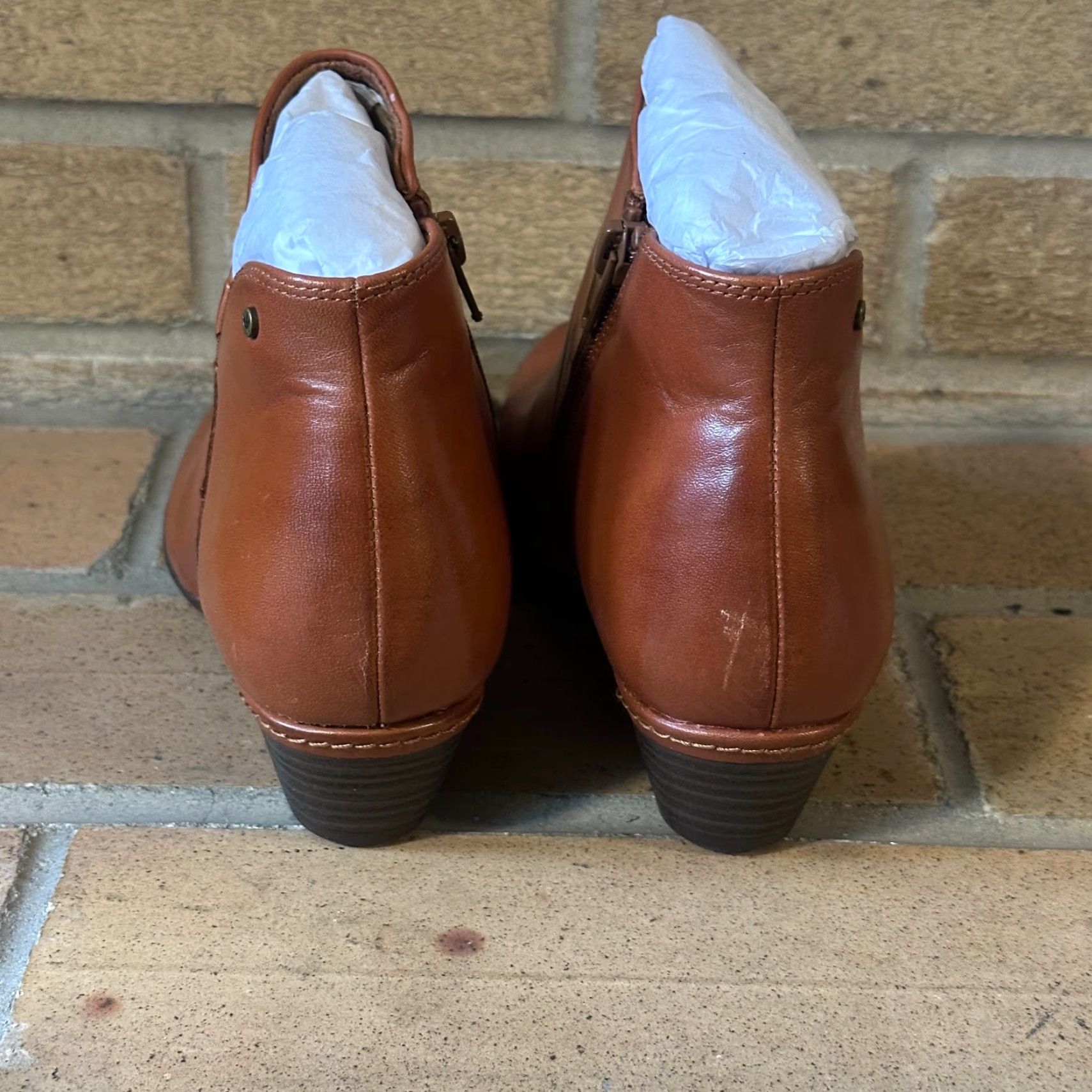 Vintage Cobb Hill Laurel Bootie Womens 7.5 Brown Leather Memory Foam Boot Shoe Size US 8 / IT 38 - 6 Thumbnail