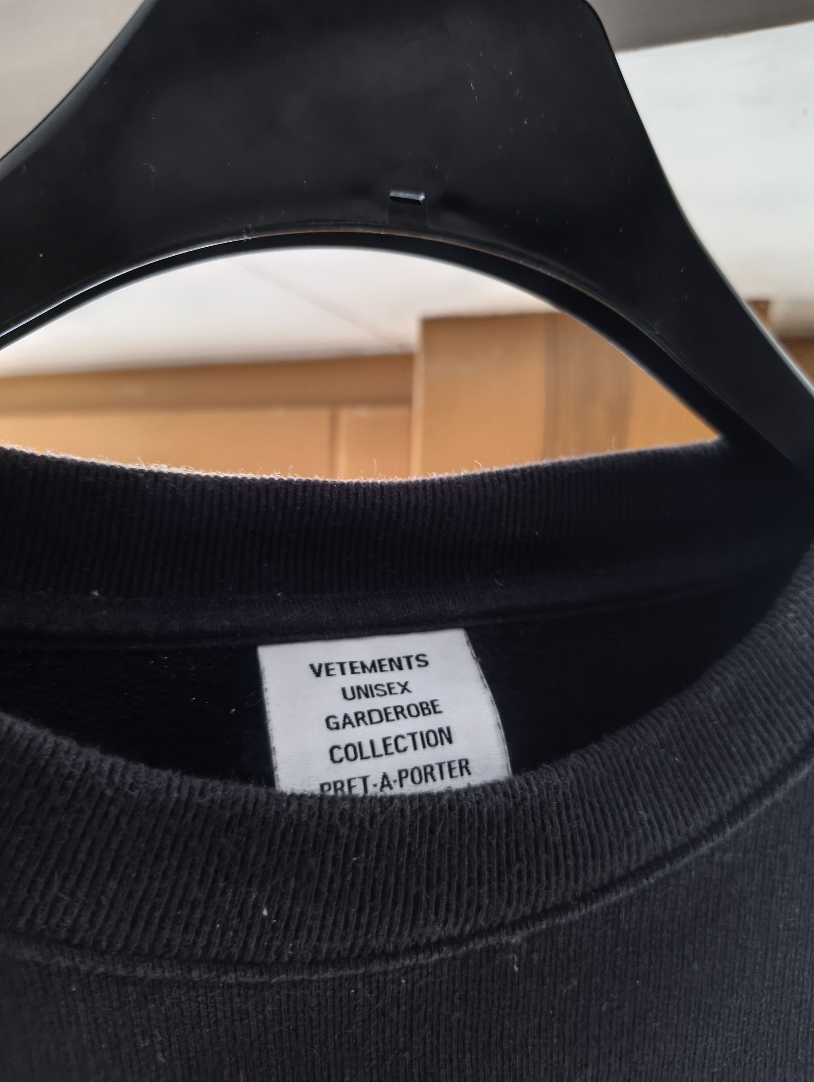 Vetements Vetements "think differently" Sweater Size US S / EU 44-46 / 1 - 3 Thumbnail