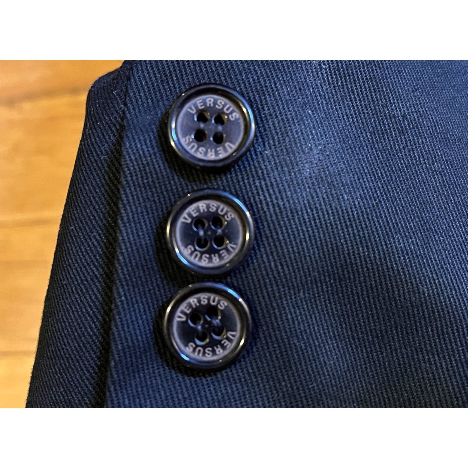 Versace VINTAGE Versace Versus Blazer Men Black 54 Three-Button Notch Lapel Wool Solid 40 Chest Regular Fit Front Three-Button JACKET Size 54R - 5 Thumbnail