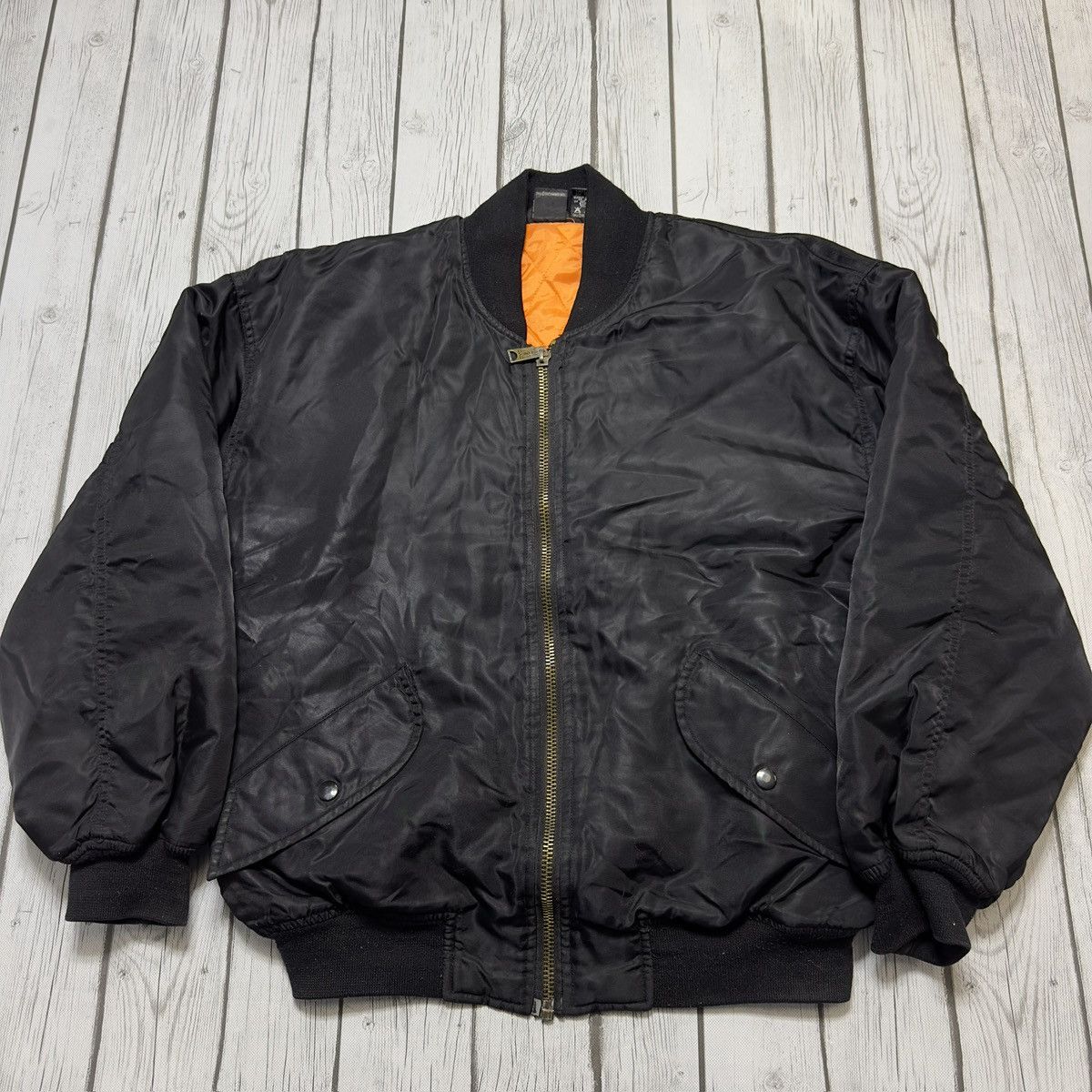 Vintage Vintage Looney Tunes bomber jacket Size US S / EU 44-46 / 1 - 2 Thumbnail