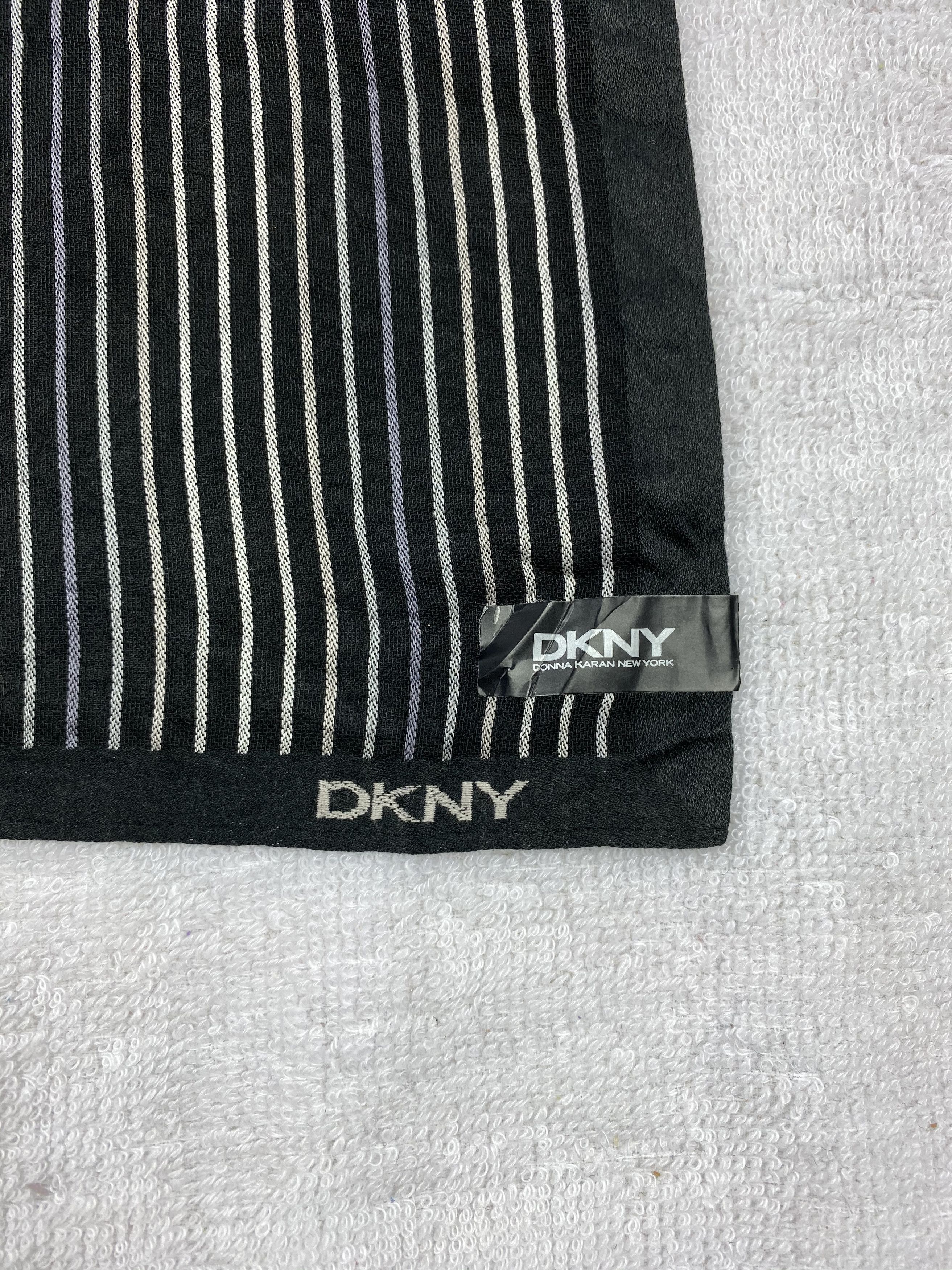 DKNY DKNY Handkerchief / Bandana / Neckerchief Size ONE SIZE - 5 Thumbnail