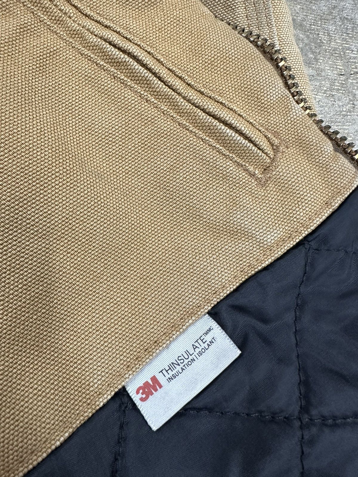 Carhartt Crazy Y2K Carhartt Tan Brown Workwear 3M Thinsulate Vest Size US XL / EU 56 / 4 - 14 Thumbnail