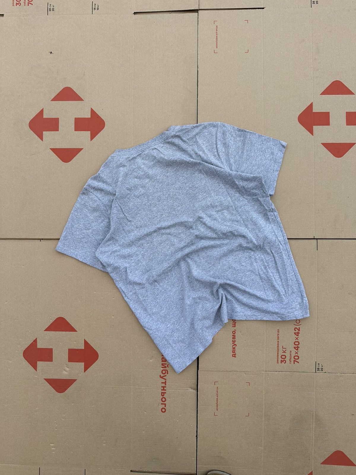 Carhartt Vintage Carhartt Tee T-Shirt Y2K SK8 Style Size US M / EU 48-50 / 2 - 2 Thumbnail