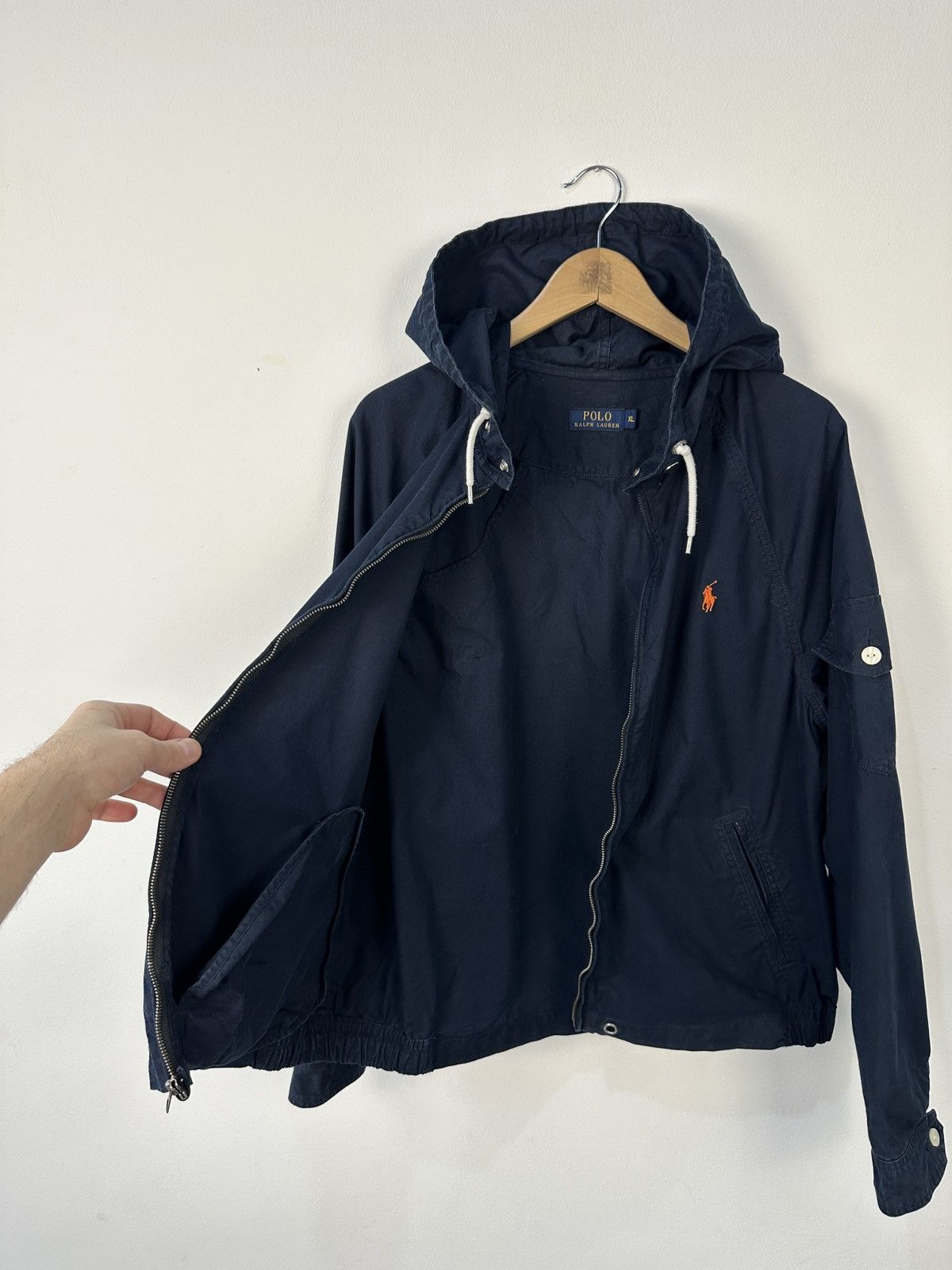 Polo Ralph Lauren Polo Ralph Lauren Hooded Windbreaker Jacket Navy Talon Zip Size US XL / EU 56 / 4 - 13 Thumbnail
