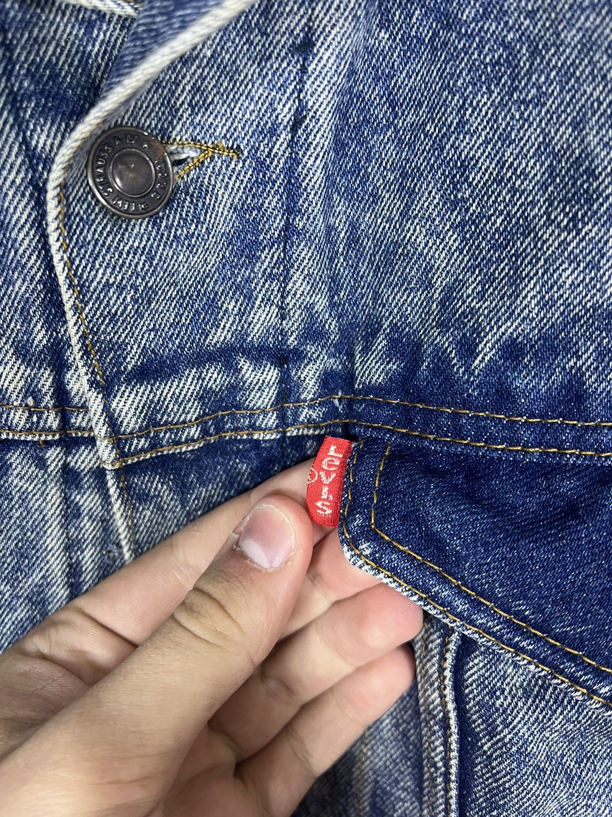 Levi's Vintage Levi’s Denim Jacket Acid Wash Jean Jacket 90’s Size US L / EU 52-54 / 3 - 12 Thumbnail
