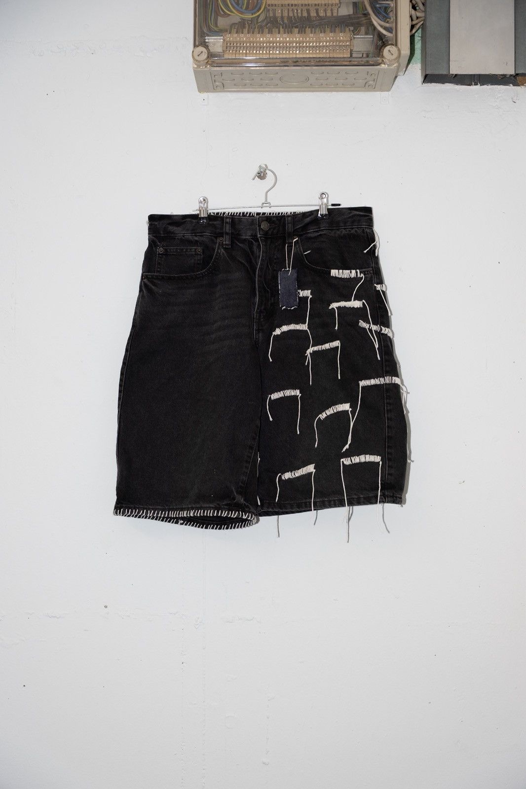 Other Battosaï Scars Shorts (white on black) Size US 28 / EU 44 - 1 Thumbnail