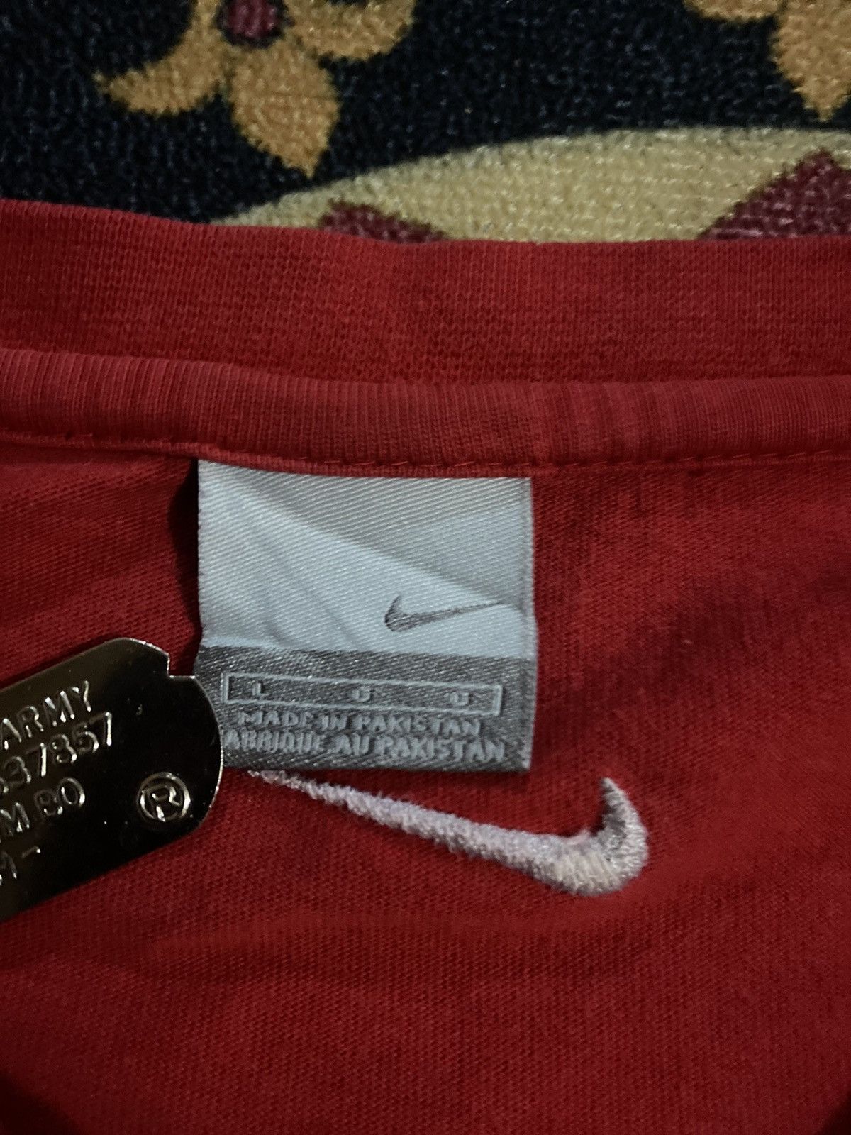 Nike Vintage Nike T Shirt Size US L / EU 52-54 / 3 - 8 Thumbnail