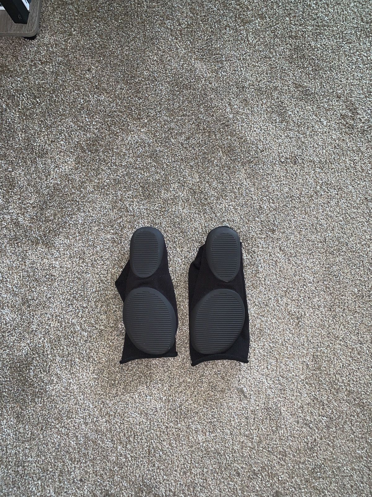 Kanye West Kanye West YZY Pods Size 1 Size US 8 / EU 41 - 1 Thumbnail