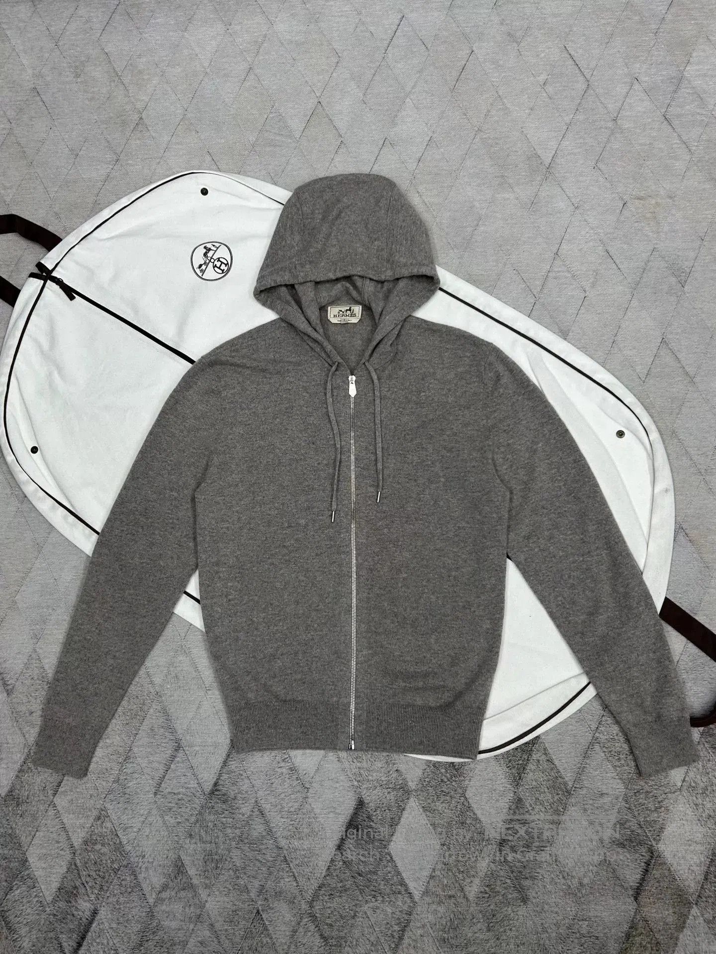 Hermes Hermes Hooded Cashmere Knit Jacket. Size US S / EU 44-46 / 1 - 1 Thumbnail