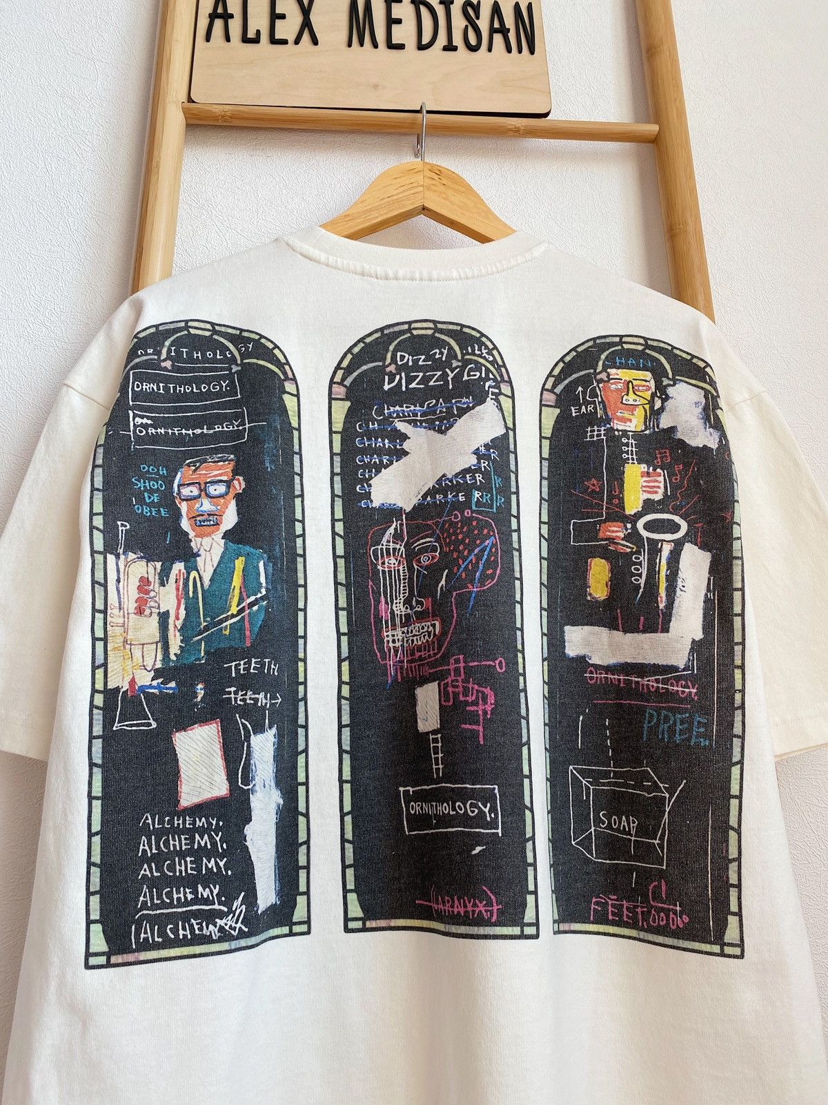 H&M × Jean-Michel Basquiat × Who Decides War WHO DECIDES WAR x BASQUIAT x H&M RELAXED FIT COTTON T-SHIRT Size US M / EU 48-50 / 2 - 13 Thumbnail