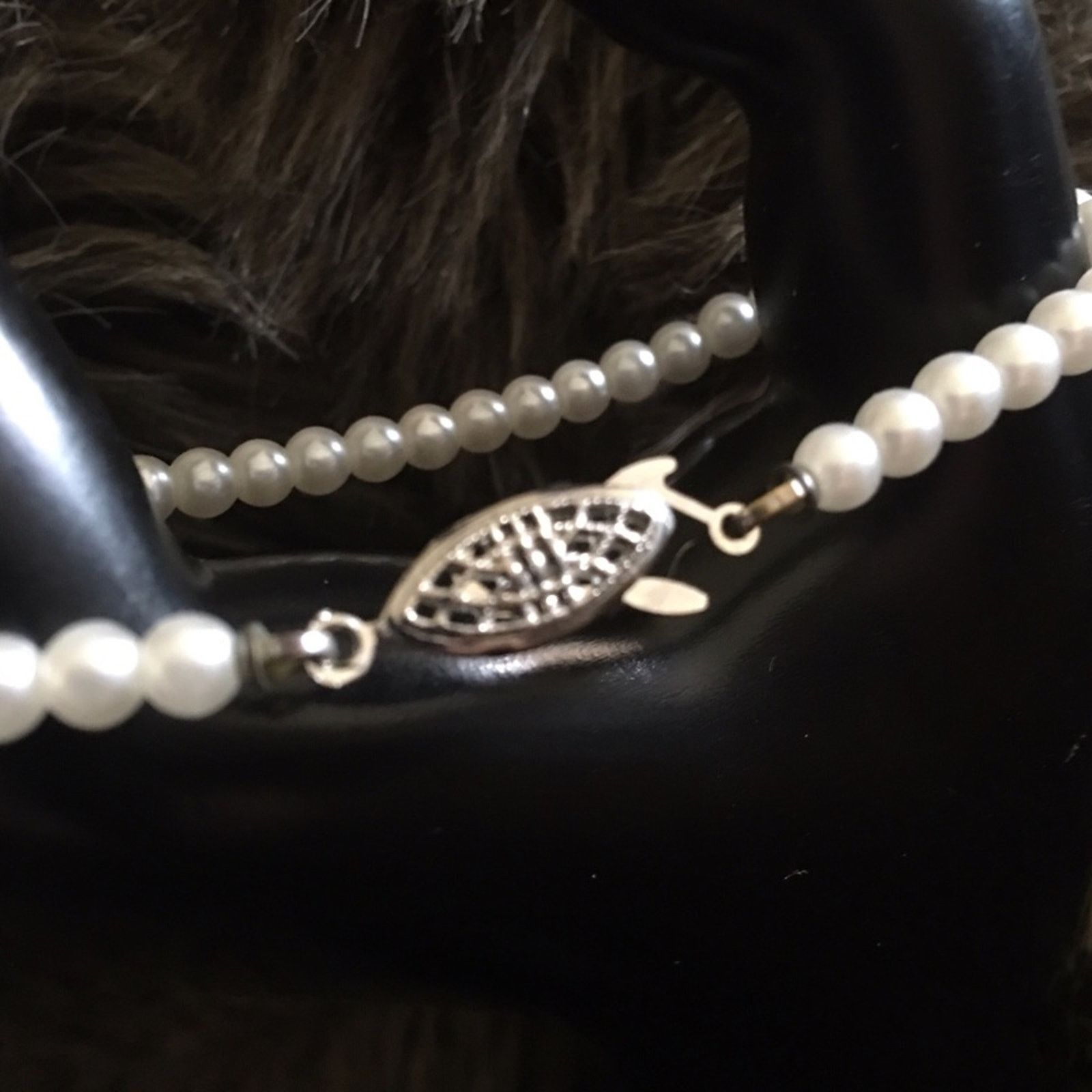 Vintage Vintage petite pearl silver tone clasp bracelet Size ONE SIZE - 4 Thumbnail
