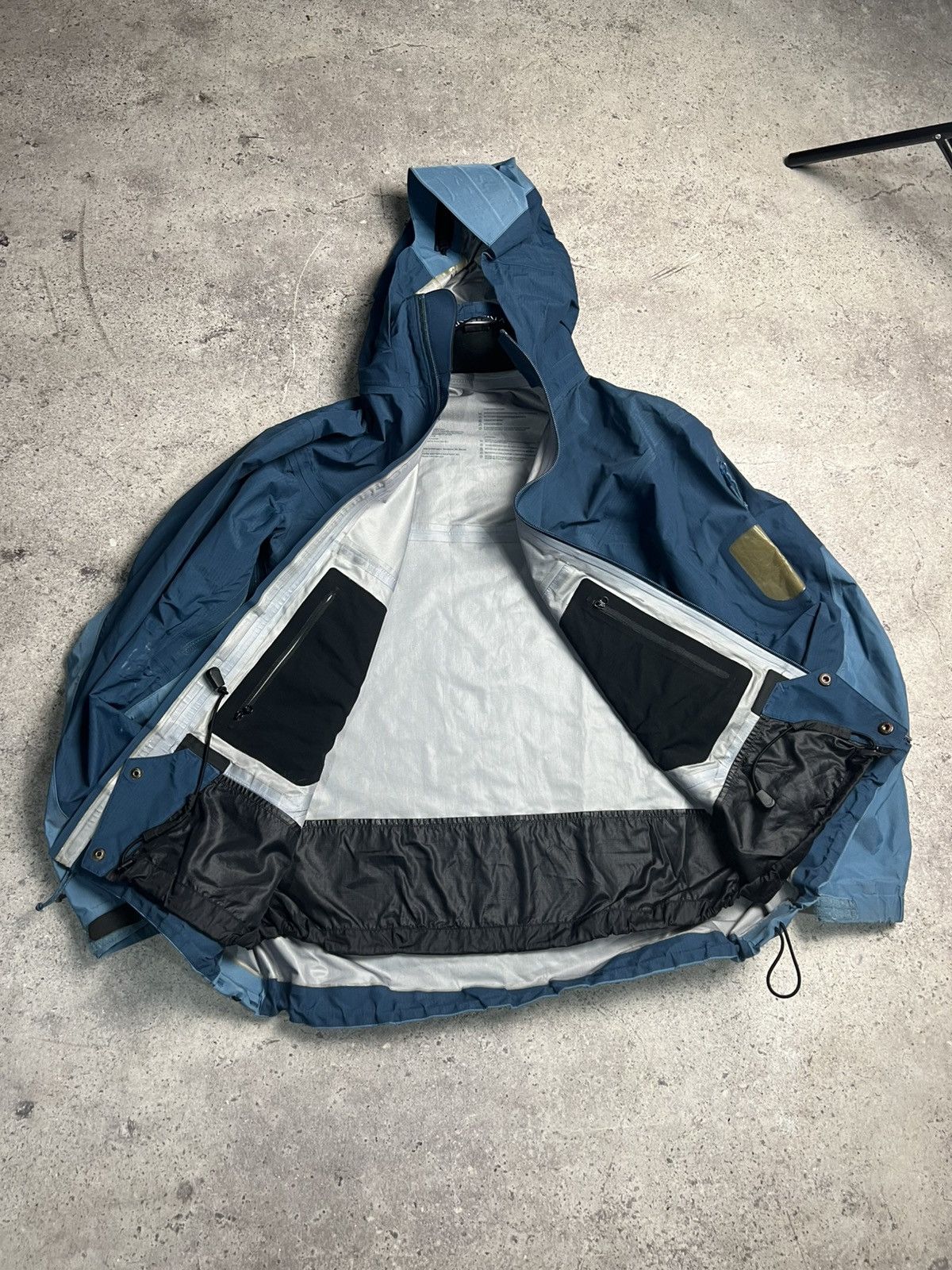 Arc'teryx Vintage Arcteryx Gore-Tex Jacket Size US S / EU 44-46 / 1 - 11 Thumbnail