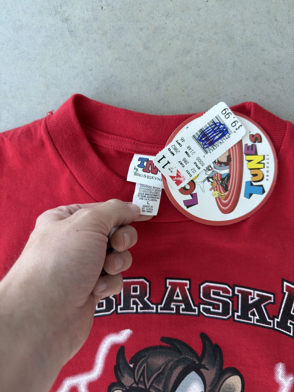 Vintage Vintage 1995 Nebraska Cornhuskers Taz Lightning Tee Size US L / EU 52-54 / 3 - 5 Thumbnail