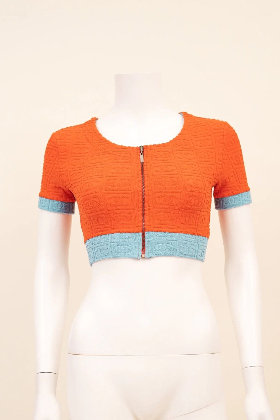 Chanel Chanel Red Terry Cloth Crop Top Size S / US 4 / IT 40 - 2 Thumbnail