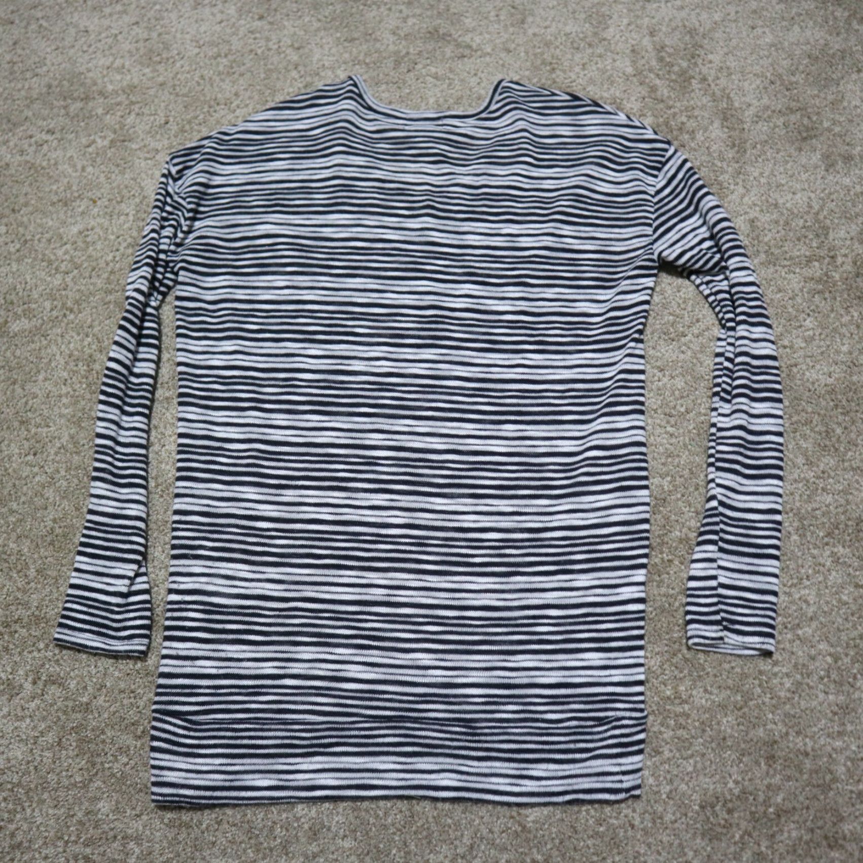 Old Navy Old Navy Knit Top - Black White Stripe Lightweight V-Neck Pullover, Women's S, Long Sleeve, Casual Knit Shirt Size S / US 4 / IT 40 - 7 Thumbnail