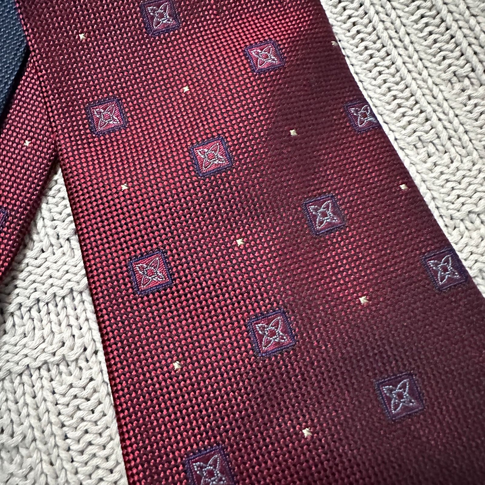 Tommy Hilfiger Tommy Hilfiger maroon geometric floral silk tie Size ONE SIZE - 2 Thumbnail