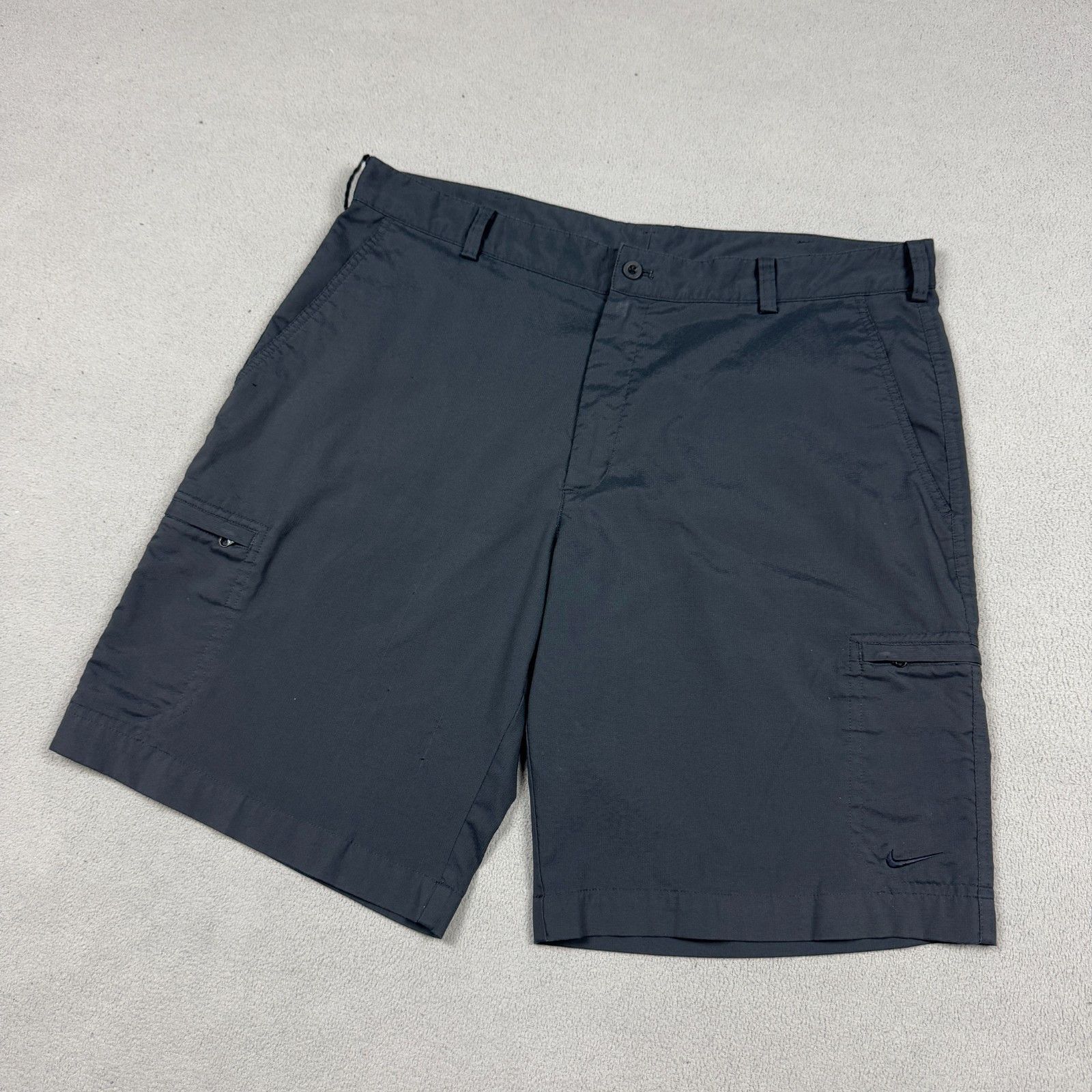 Nike Nike Golf Cargo Shorts Dri-Fit Black Lightweight Tech 36 Size US 36 / EU 52 - 10 Thumbnail