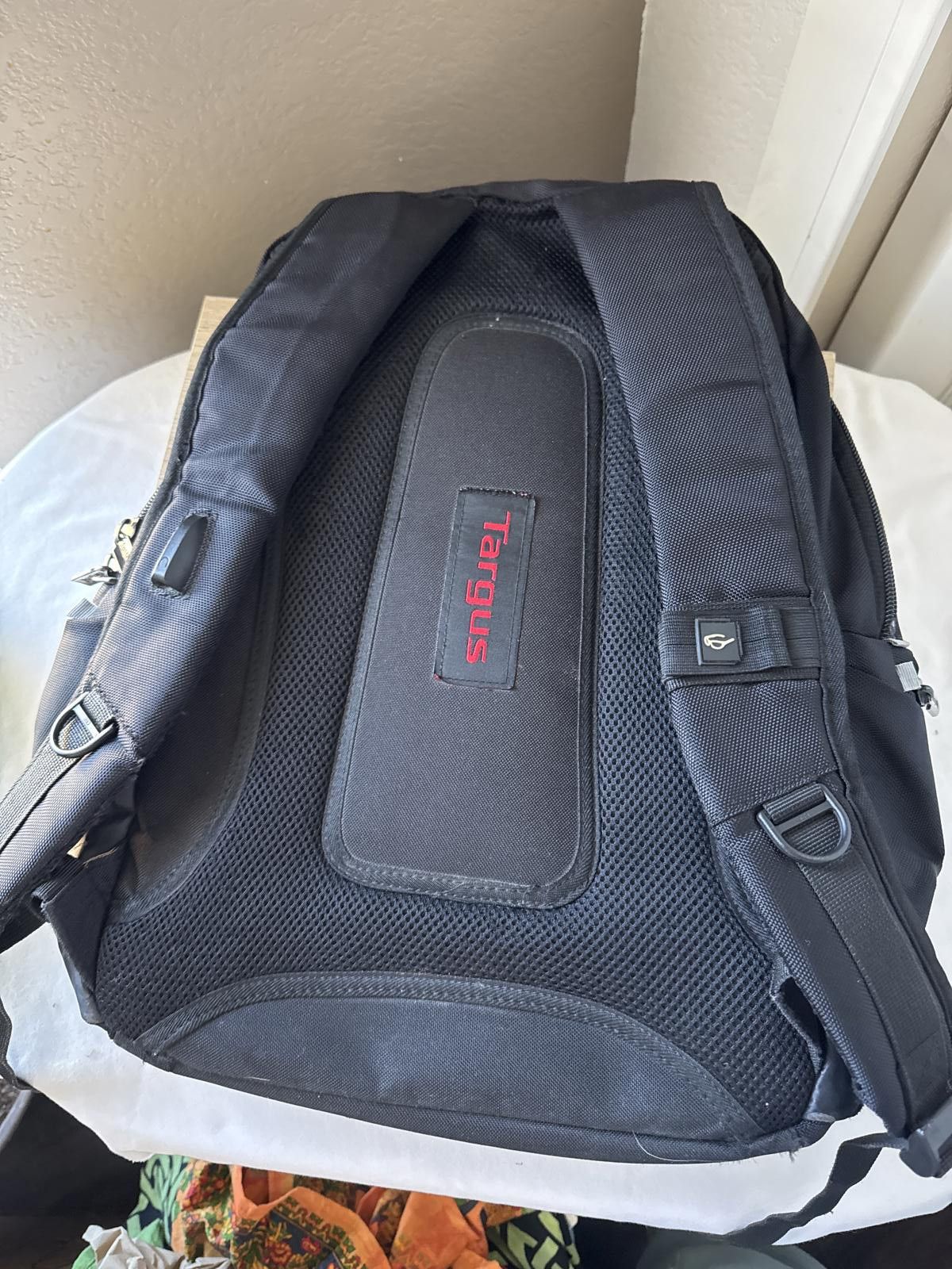 Designer Targus Dual Compartment Backpack - Spacious & Durable Size ONE SIZE - 4 Thumbnail