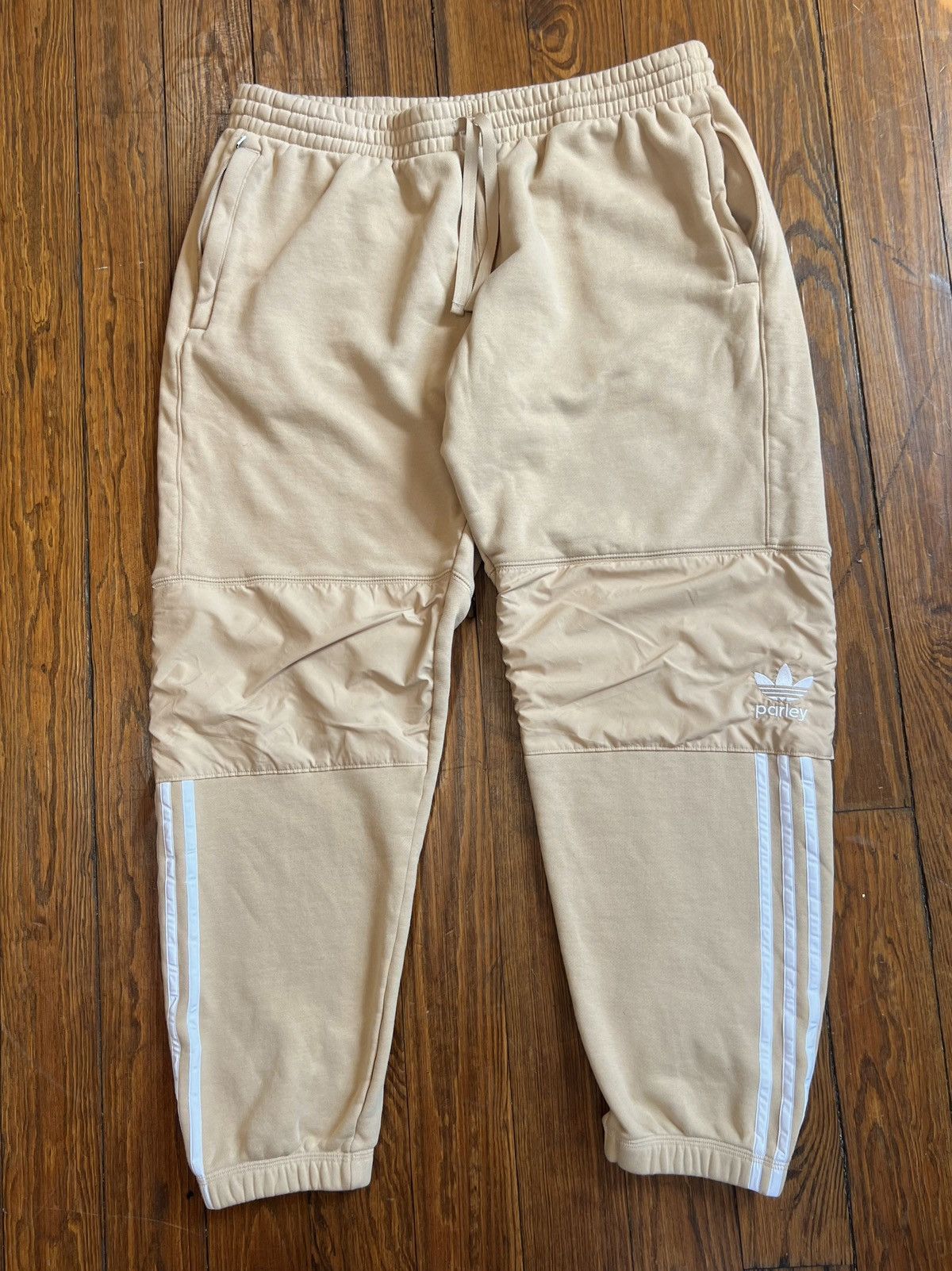 Adidas Adidas Parley Jogger Sweatpants Size US 34 / EU 50 - 1 Thumbnail