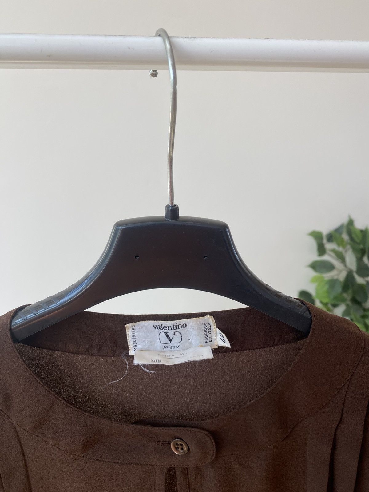 Valentino Vintage Valentino women's blouse Size M / US 6-8 / IT 42-44 - 4 Thumbnail