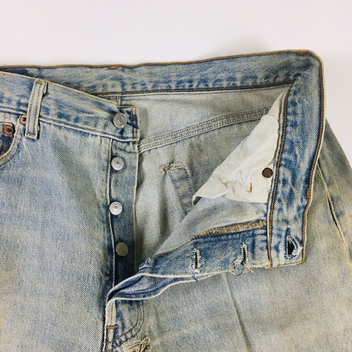 Levi's Vintage Clothing Vintage 90s Levi’s 501’ Made in USA Size US 34 / EU 50 - 10 Thumbnail
