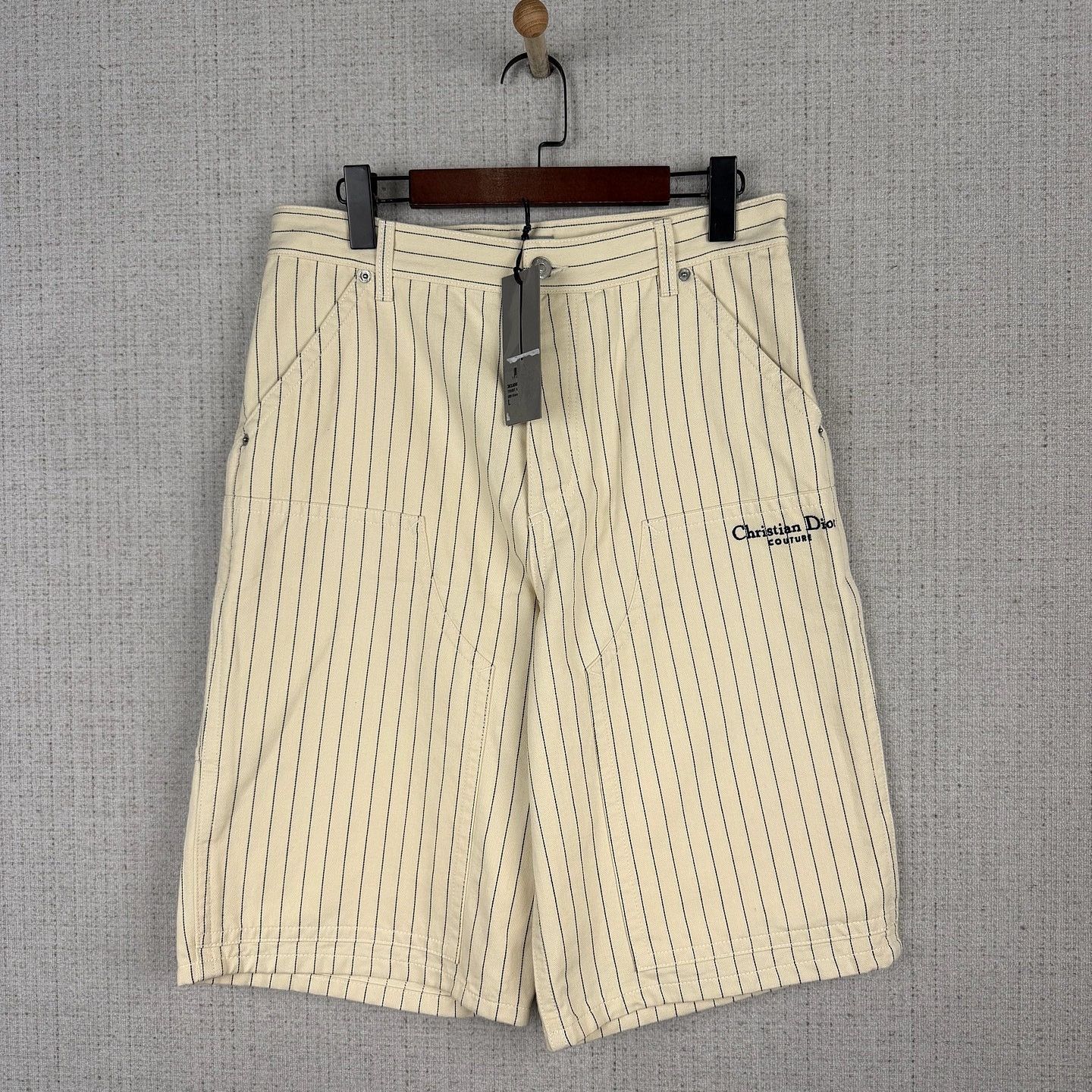 Dior Dior Pinstripe Embroidered Shorts Size 30 Size US 30 / EU 46 - 1 Thumbnail