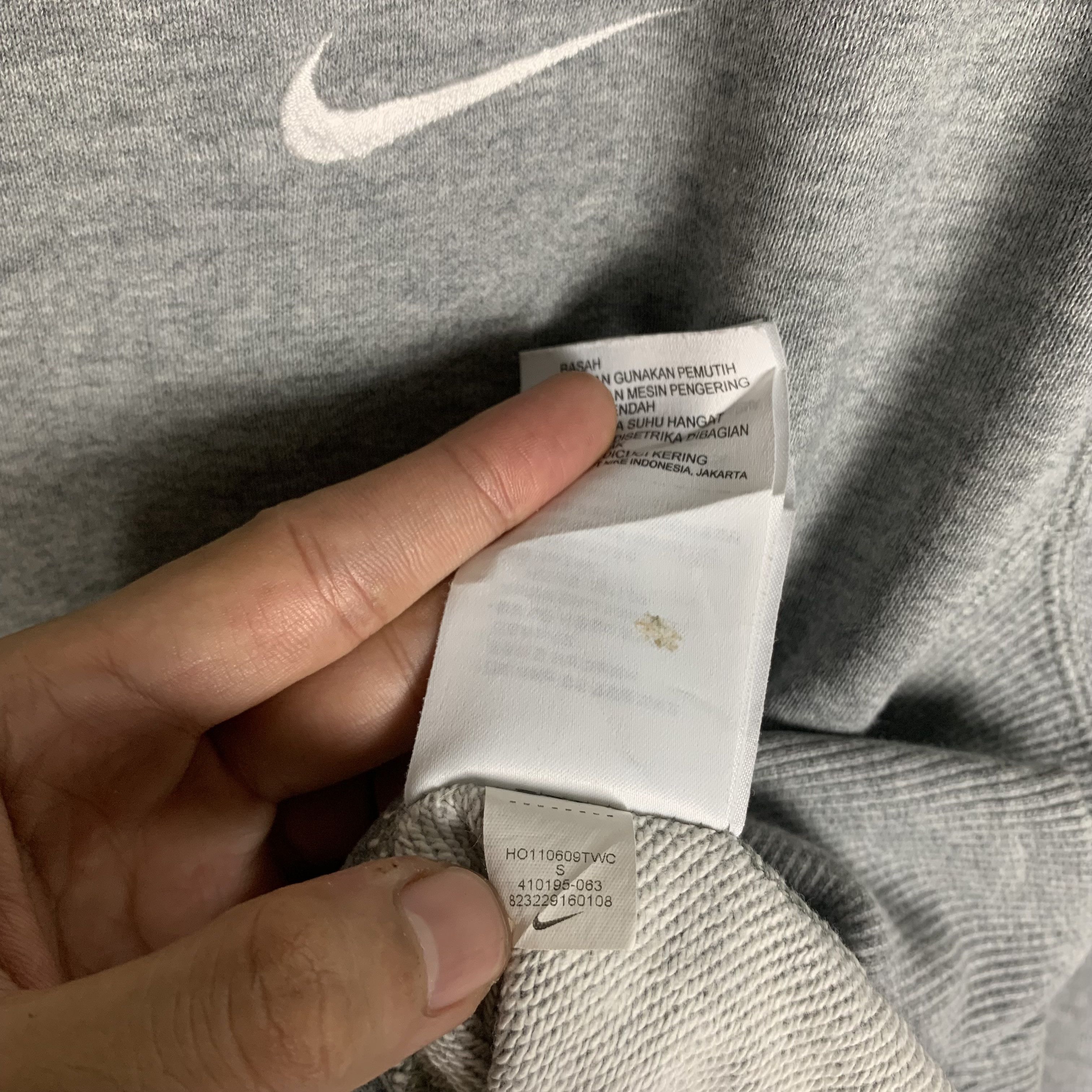 Nike Y2K Nike Swoosh Sweatshirt Crewneck Size US S / EU 44-46 / 1 - 6 Thumbnail