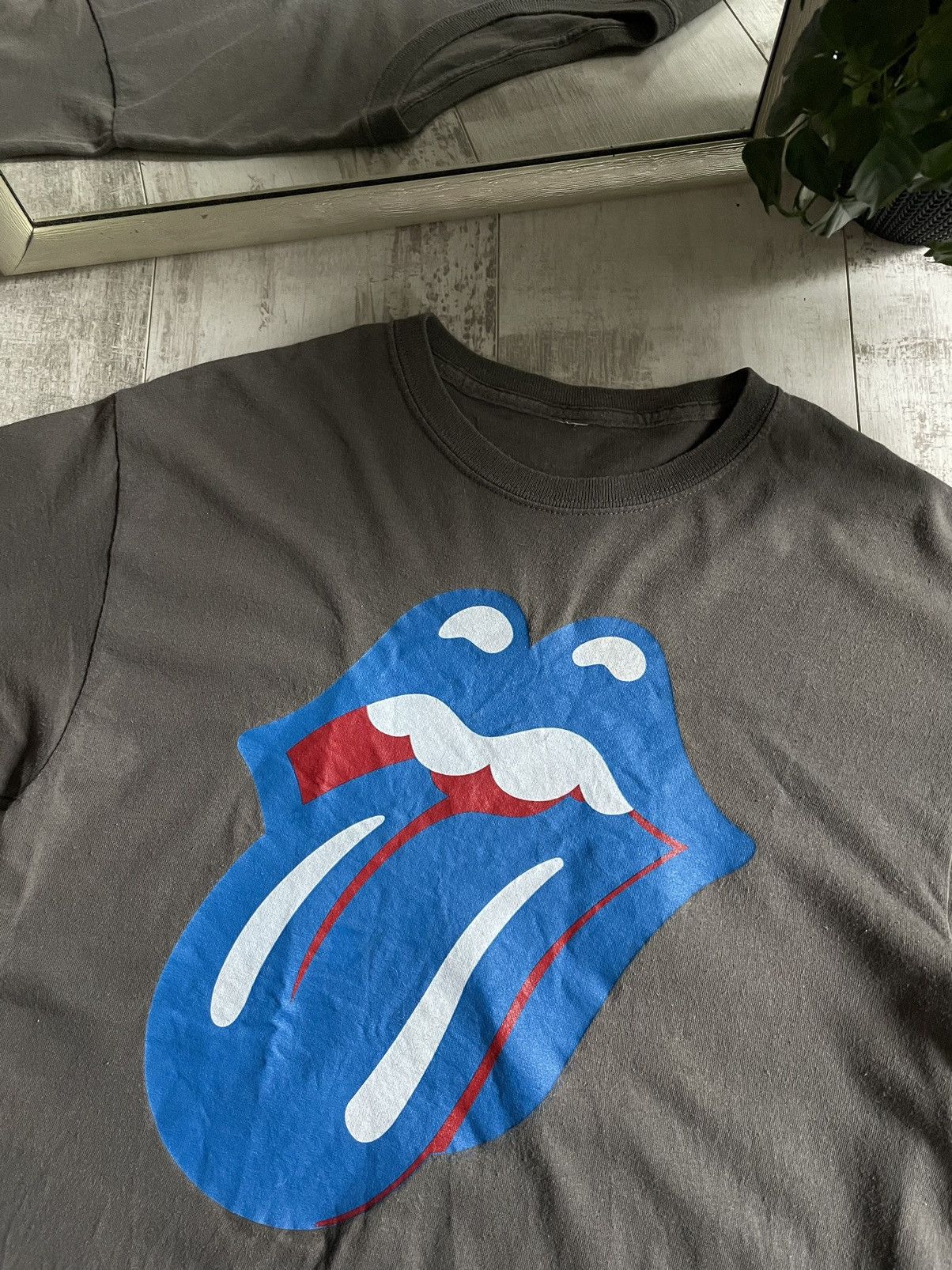 Band Tees × The Rolling Stones × Vintage The Rolling Stones Vintage T-Shirt Y2K Blue Logo RARE Size US M / EU 48-50 / 2 - 3 Thumbnail
