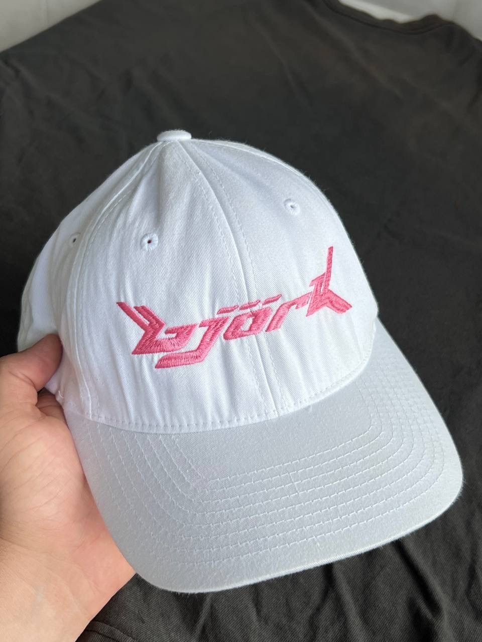 Band Tees 00s Vintage Bjork cap hat Snapback embroidered logo yupoong Size ONE SIZE - 2 Thumbnail