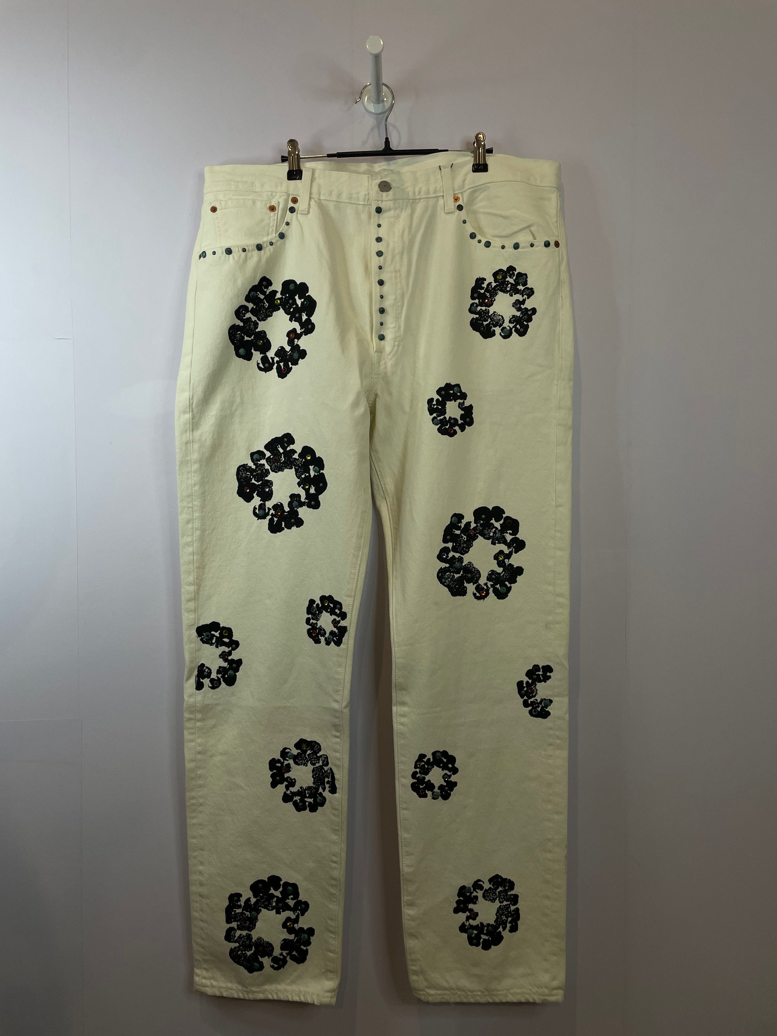 DENIM TEARS Denim Tears Studded Jeans White New 40 Size US 40 / EU 56 - 1 Thumbnail