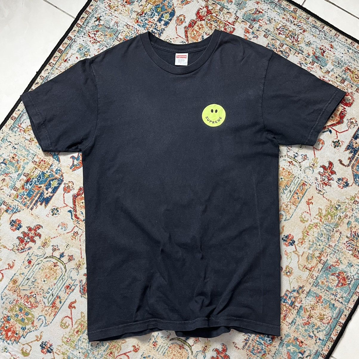 Supreme Supreme smile tshirt Size US L / EU 52-54 / 3 - 2 Thumbnail