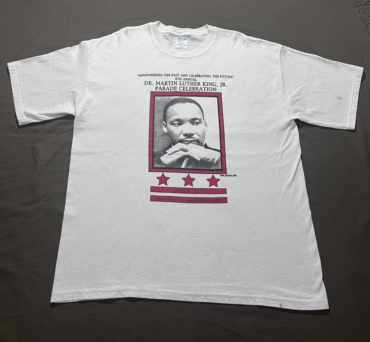 Vintage Vintage Y2K MLK Martin Luther king Black History Tee XL Size US XL / EU 56 / 4 - 2 Thumbnail