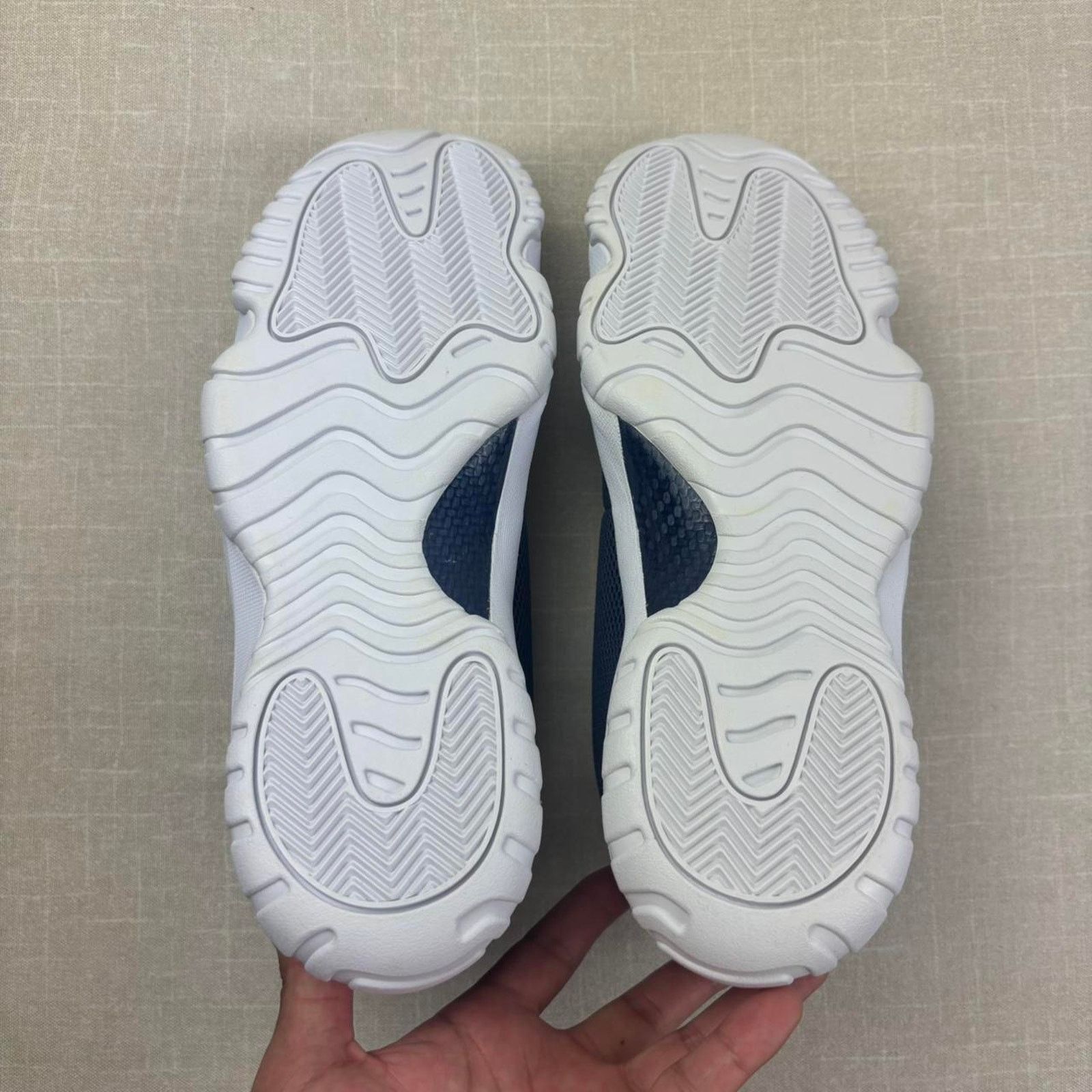 Jordan Brand 🧵 Jordan Future “Midnight Navy” 11M Size US 11 / EU 44 - 5 Thumbnail