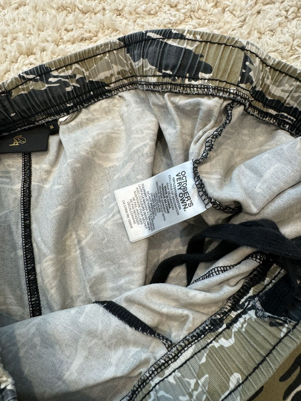 October's Very Own October’s Very Own (OVO) Camo Shorts Size US 34 / EU 50 - 4 Thumbnail