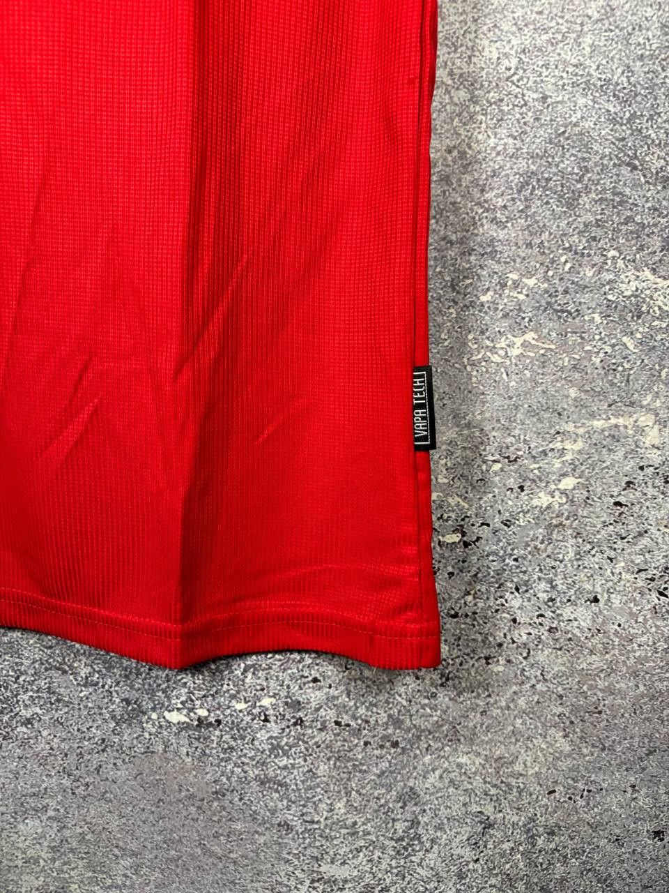 Other 90's Manchester United 1998 Fan Soccer Jersey Size US L / EU 52-54 / 3 - 9 Thumbnail