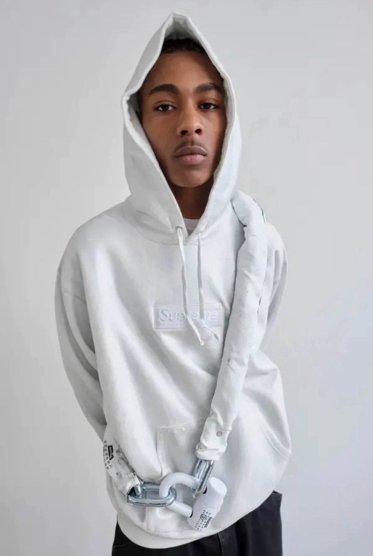MM6 MM6 Maison Margiela x Supreme FOIL Bogo Hoodie Size US L / EU 52-54 / 3 - 7 Thumbnail