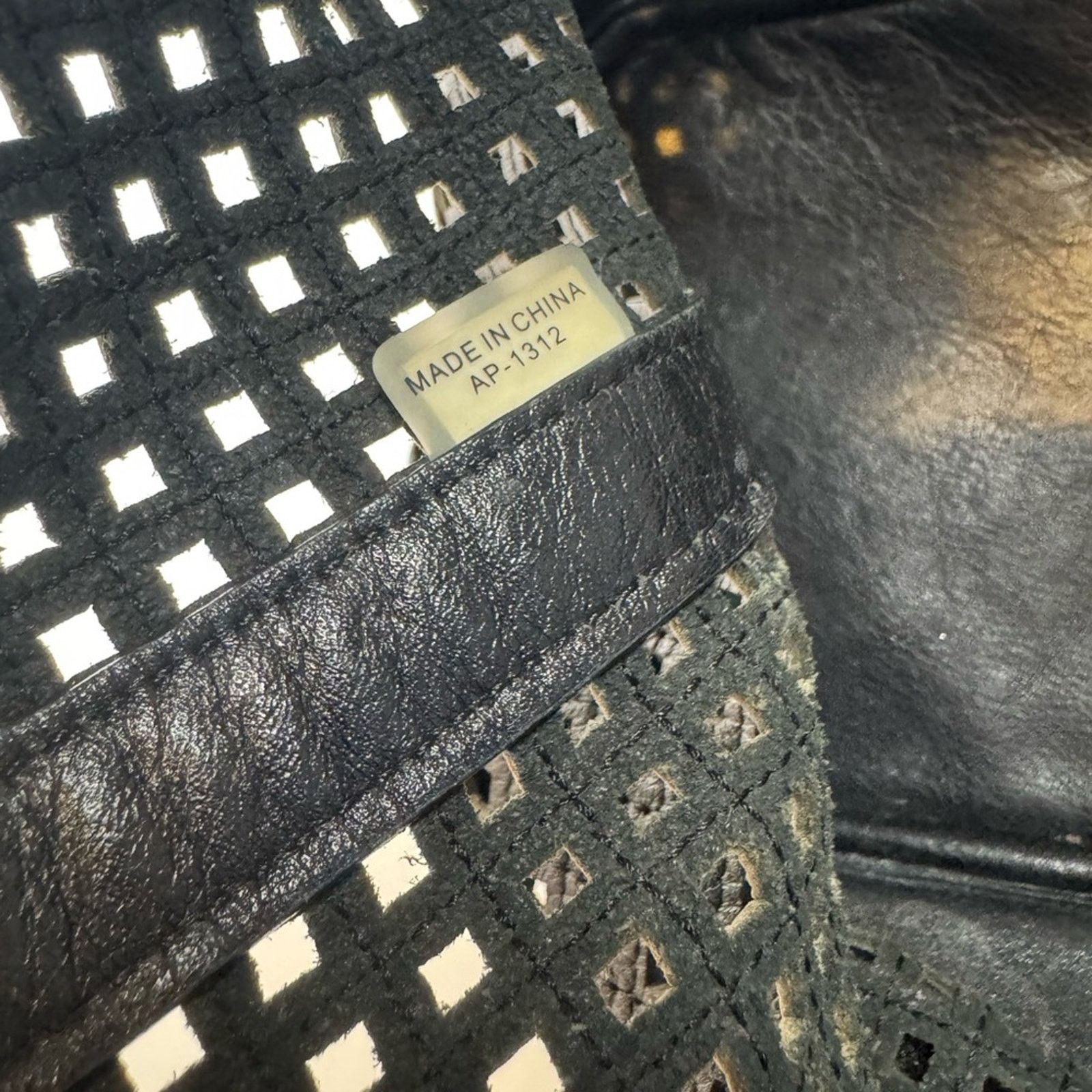 Michael Kors Michael Kors Bridget Black Leather Large Perforated Tote Bag Size ONE SIZE - 6 Thumbnail