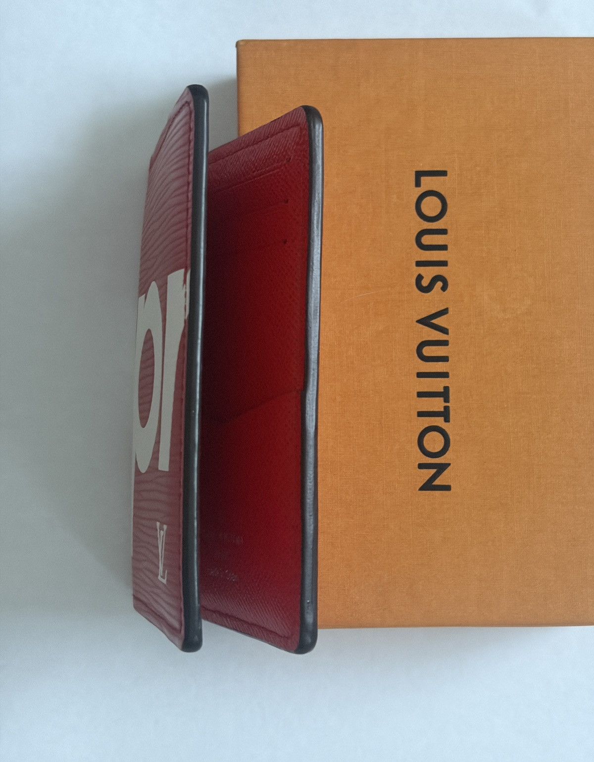 Louis Vuitton × Supreme Louis Vuitton x Supreme Red Epi Pocket Organizer Wallet Size ONE SIZE - 11 Thumbnail