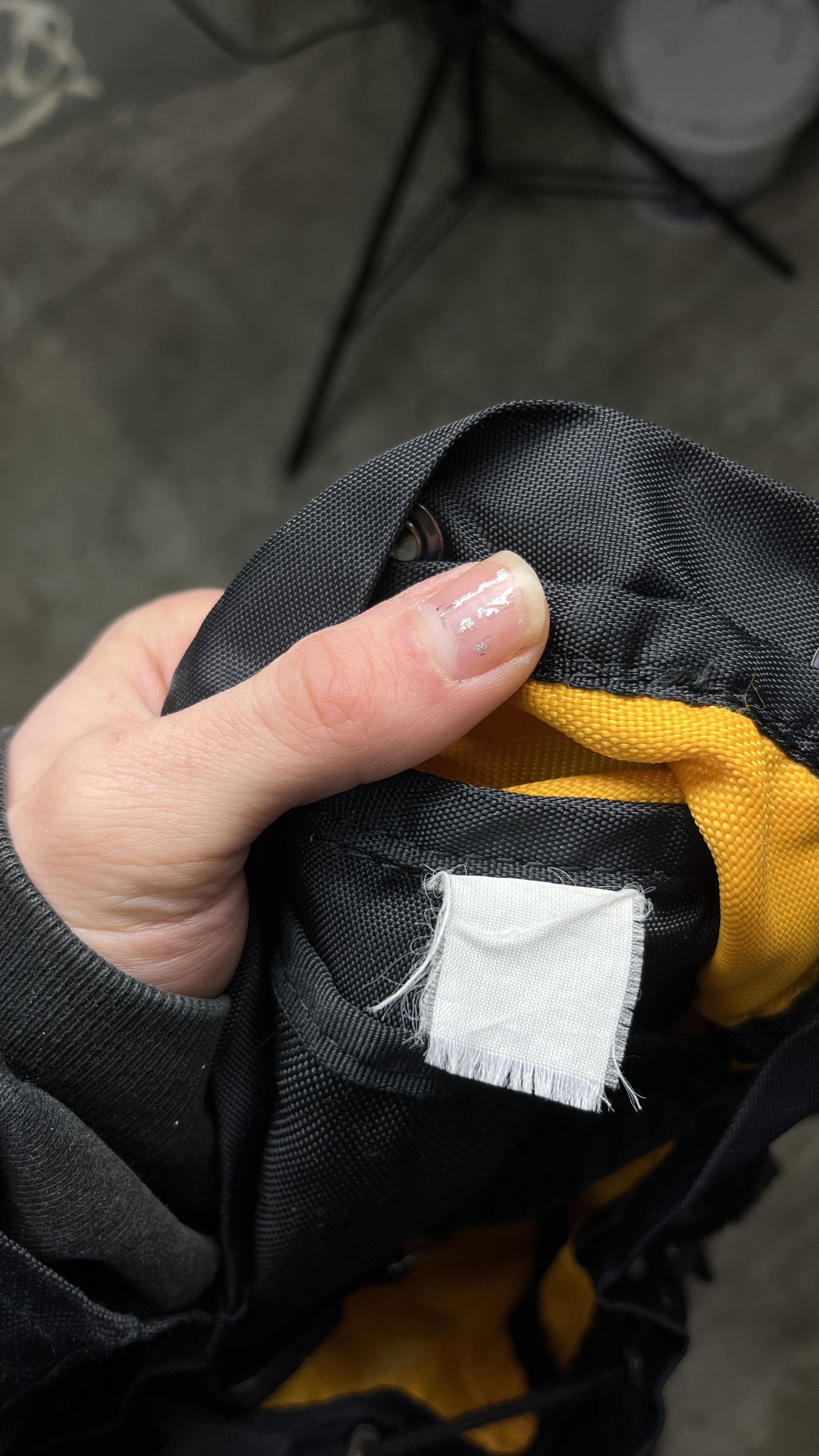 Eastpak 1990s EASTAPAK MADE IN USA RARE COLORWAY OG BACKPACK - 6200 Size ONE SIZE - 9 Thumbnail