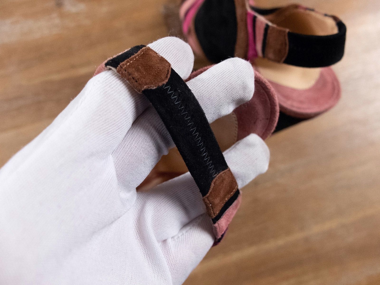 Christian Louboutin CHRISTIAN LOUBOUTIN Fourmi pink suede slingback sandals 6 36 Size US 6 / IT 36 - 6 Thumbnail