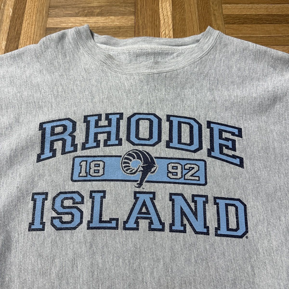 Champion Vintage Rhode Island Rams Reverse Weave sweatshirt Size US M / EU 48-50 / 2 - 3 Thumbnail