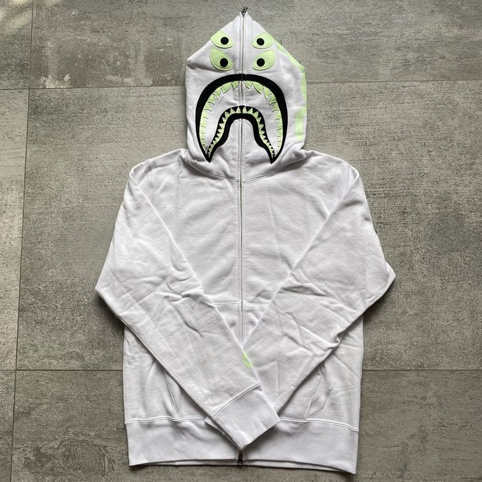 Bape x bounty on sale hunter shark hoodie