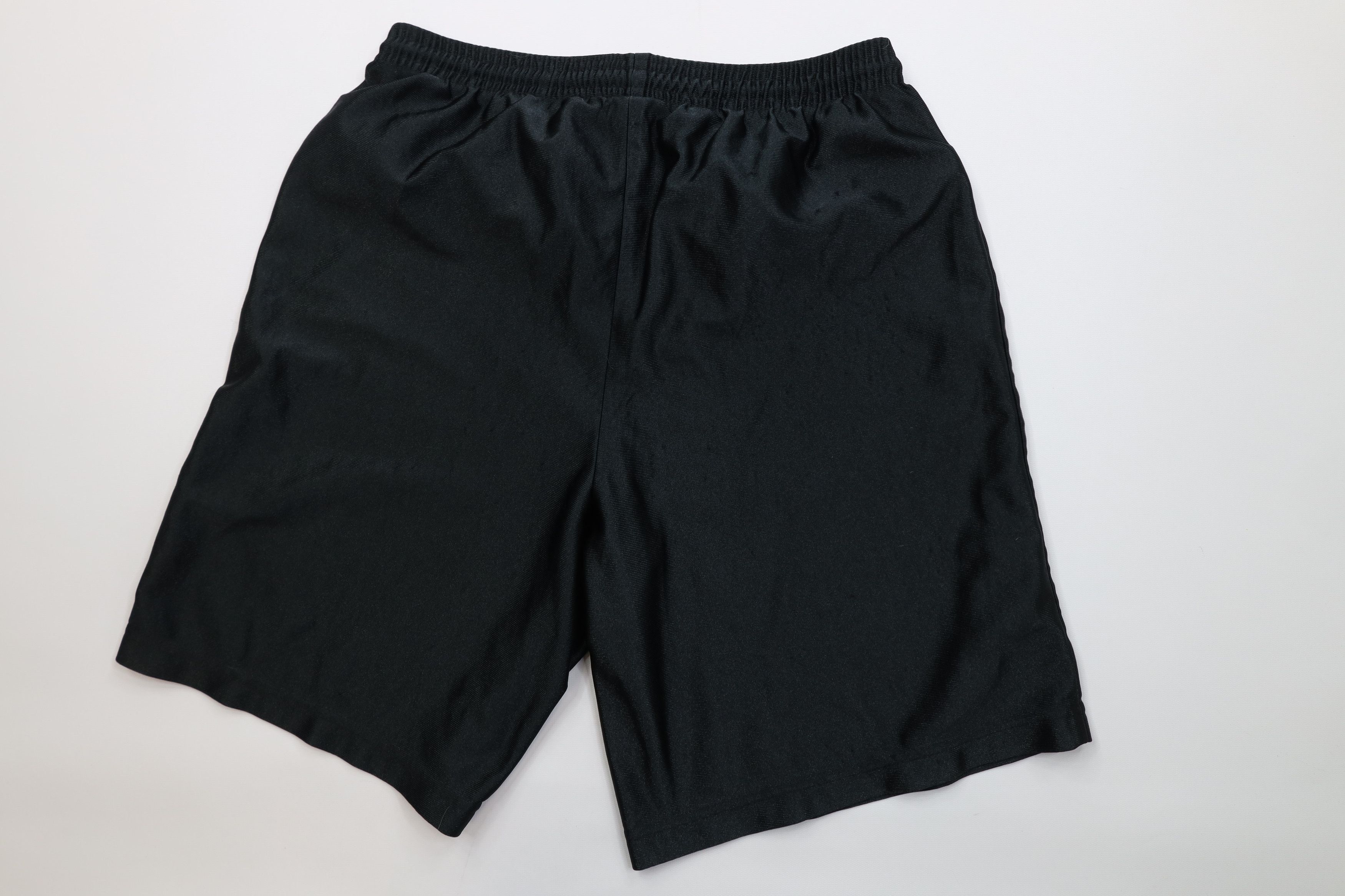 Vintage Vintage 90s Streetwear Silky Nylon Basketball Shorts Black Size US 32 / EU 48 - 7 Thumbnail